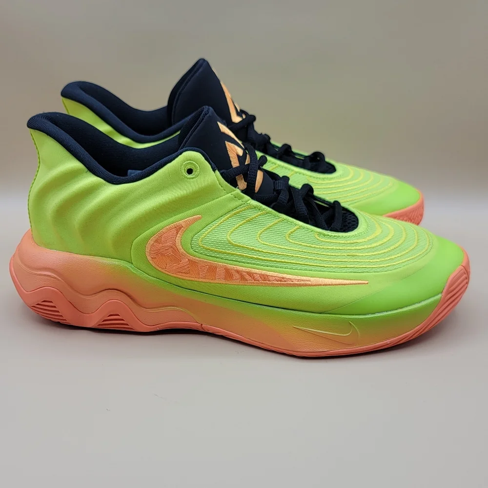 Nike Giannis Immortality 4 Halloween Basketball Shoes Men's Size 8.5 Neon Orange
